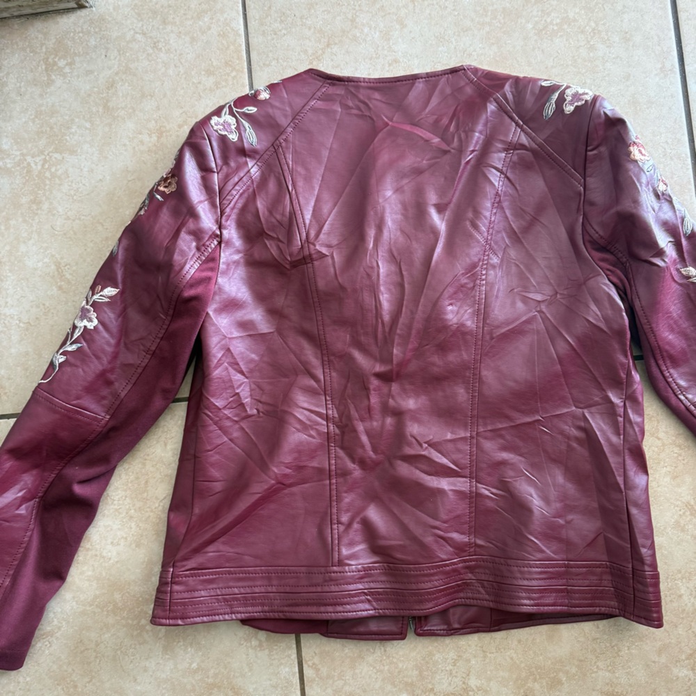 Embroidered leather jacket - Picture 5 of 5